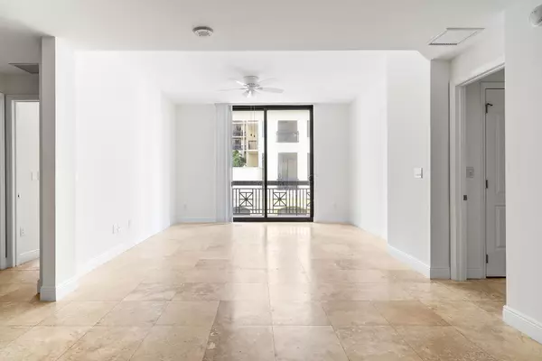 West Palm Beach, FL 33401,801 S Olive AVE 612
