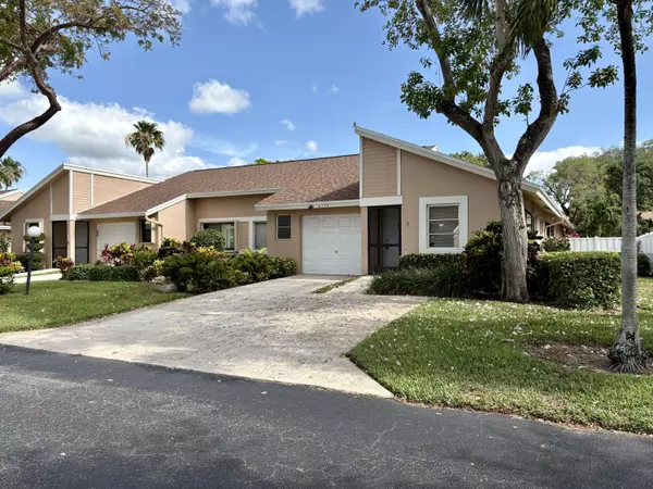 Boca Raton, FL 33496,8279 Summerbreeze LN 8279