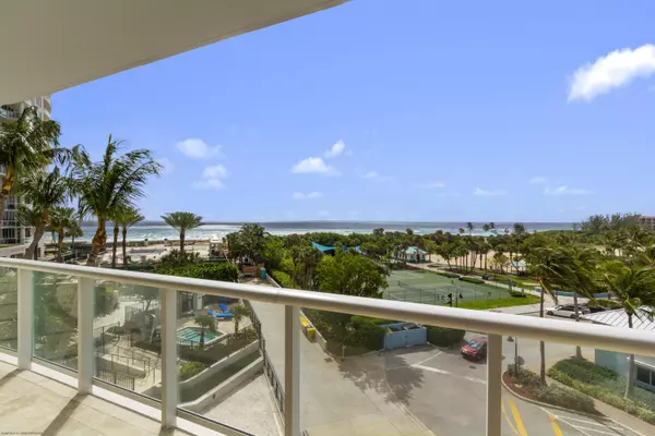 Singer Island, FL 33404,2700 N Ocean DR 304b