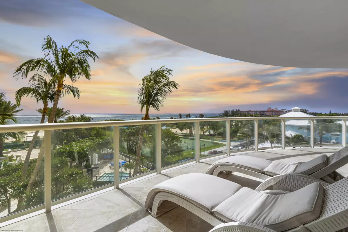 Singer Island, FL 33404,2700 N Ocean DR 304b