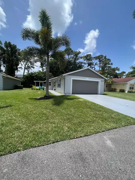 1240 Pine Sage CIR, West Palm Beach, FL 33409