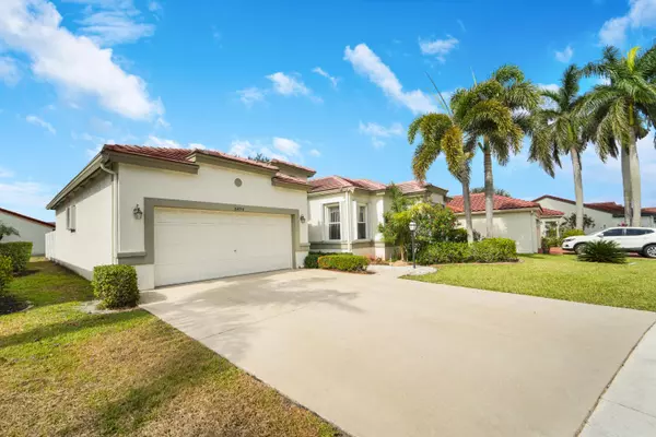 Lake Worth, FL 33467,8490 Lake Cypress RD