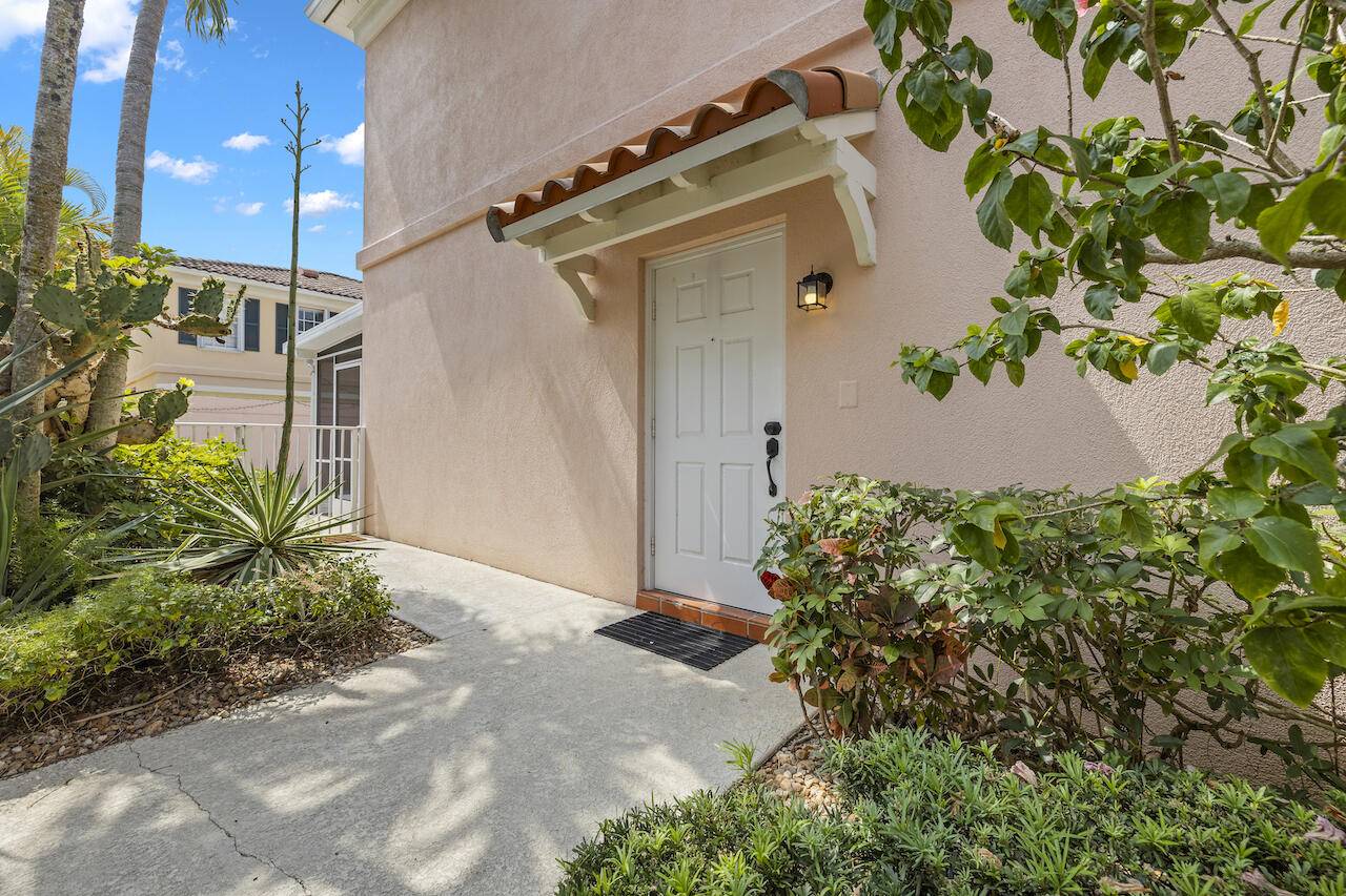 West Palm Beach, FL 33411,2058 W Tarpon Lake WAY