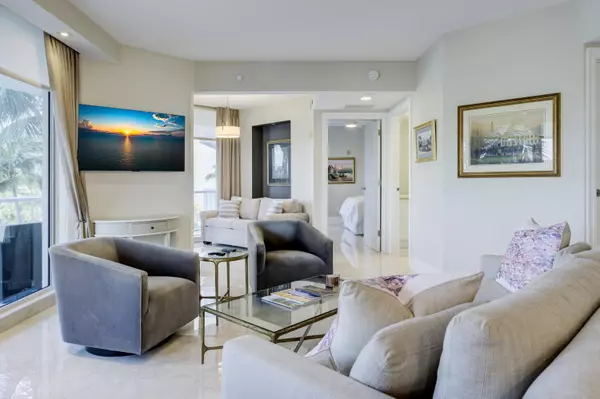 Singer Island, FL 33404,2700 N Ocean DR 306b