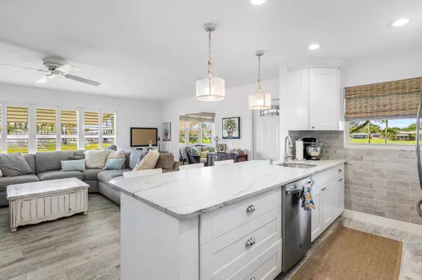 Delray Beach, FL 33445,1045 E Circle TER D