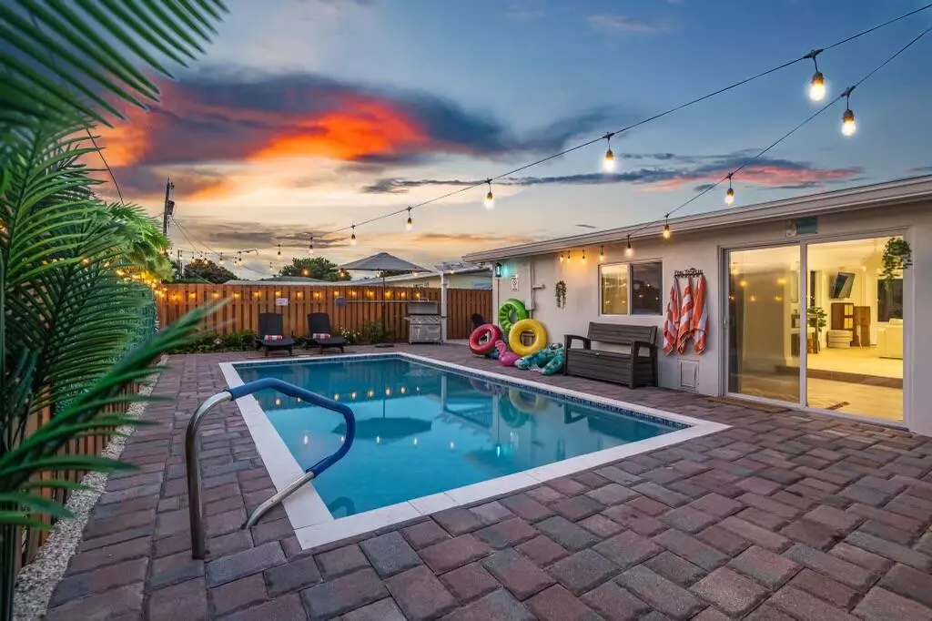 Lake Worth Beach, FL 33461,1445 Cindy DR