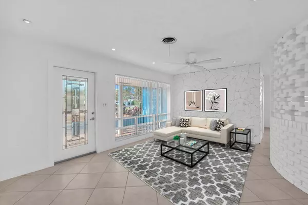2230 NE 62 ST, Fort Lauderdale, FL 33308