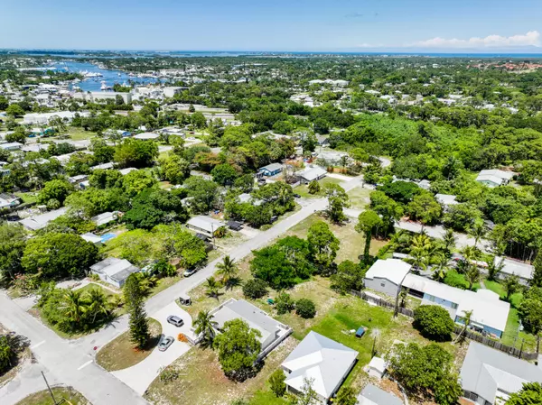 Port Salerno, FL 34997,0 SE Grant ST