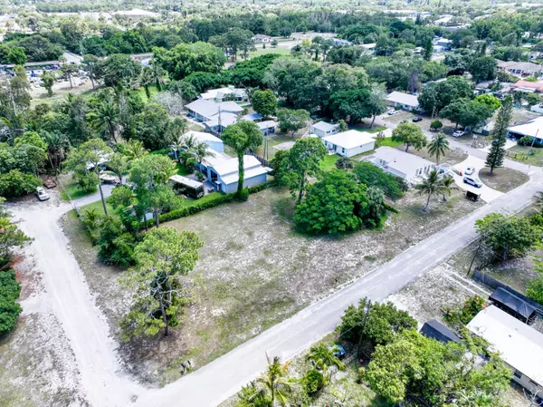 Port Salerno, FL 34997,0 SE Grant ST