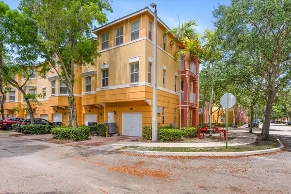 Royal Palm Beach, FL 33414,3518 Shoma DR