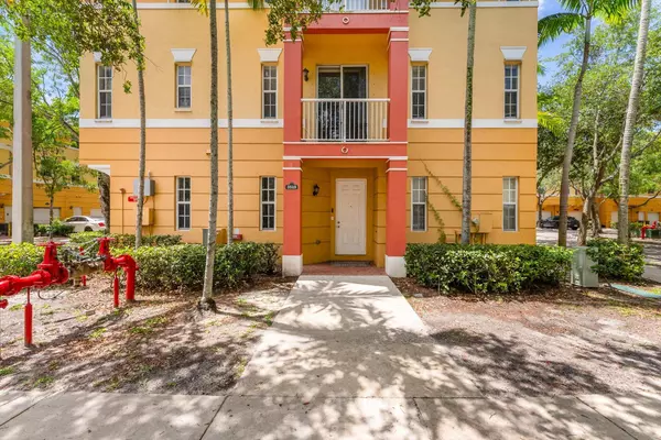 3518 Shoma DR, Royal Palm Beach, FL 33414