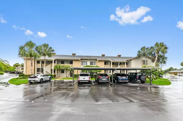 Stuart, FL 34994,3001 SE Aster LN 908