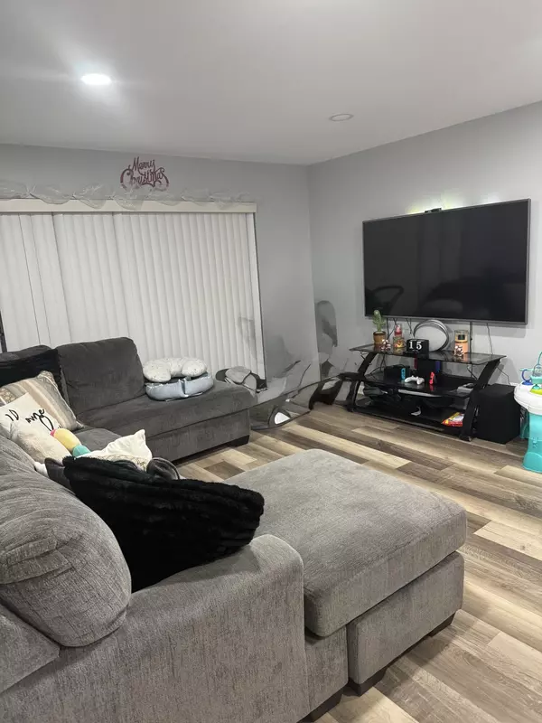 Coral Springs, FL 33065,4155 NW 90th AVE 106