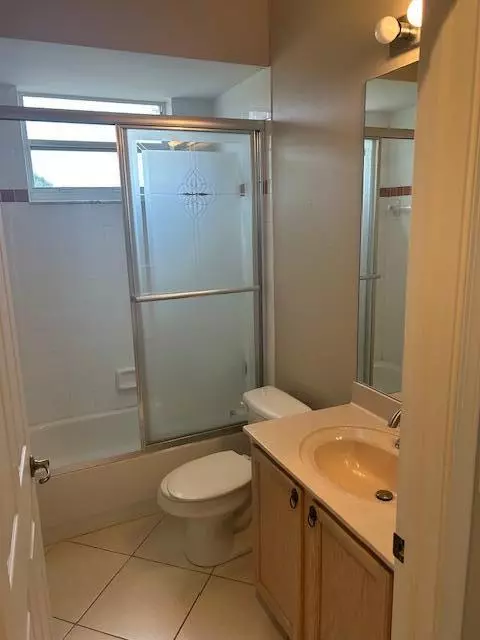 Jensen Beach, FL 34957,987 NW Mossy Oak WAY