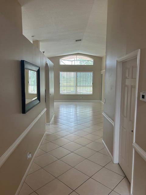 Jensen Beach, FL 34957,987 NW Mossy Oak WAY