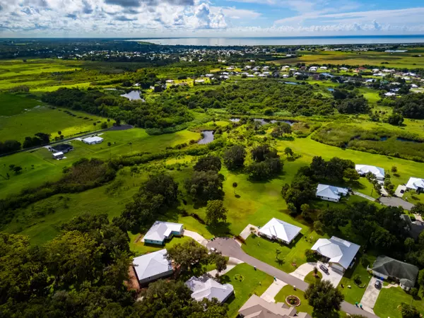 Okeechobee, FL 34974,1005 SE 14th CT
