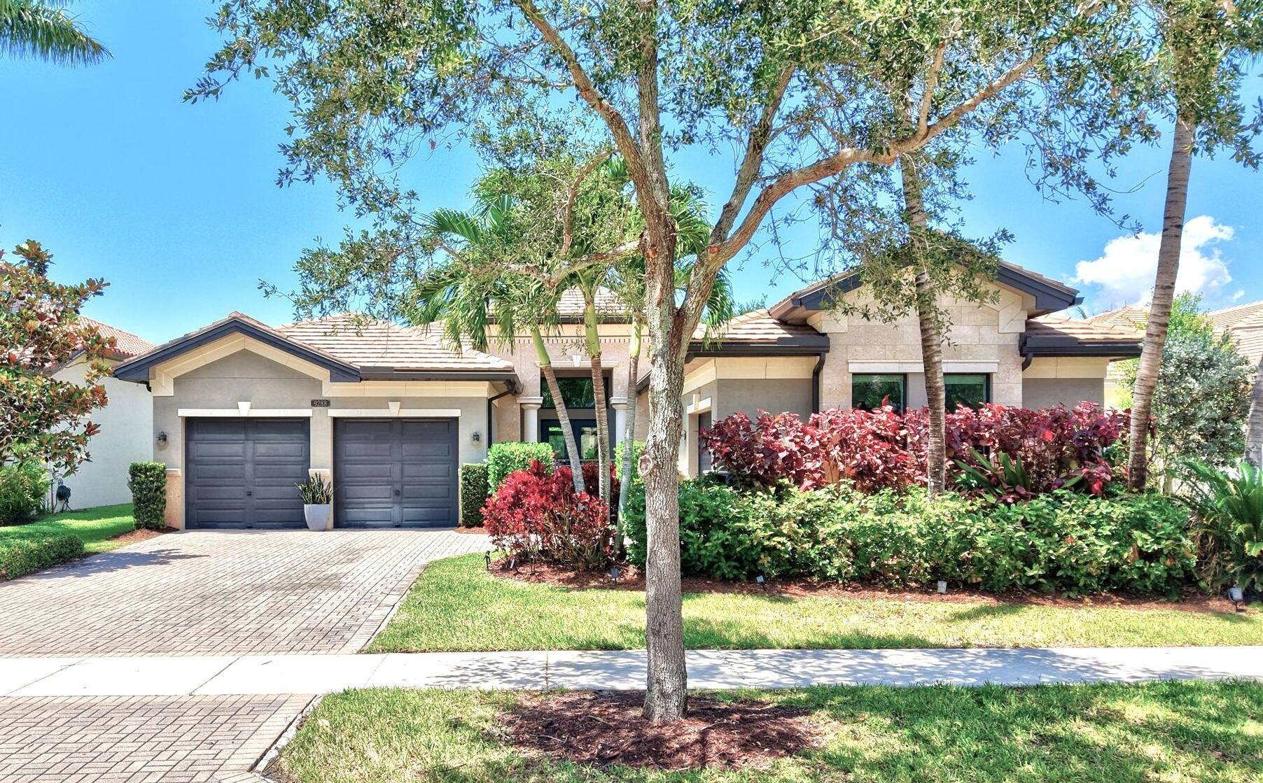 9288 Tropez LN, Delray Beach, FL 33446