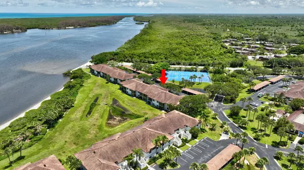 Stuart, FL 34997,6062 SE Landing WAY 2