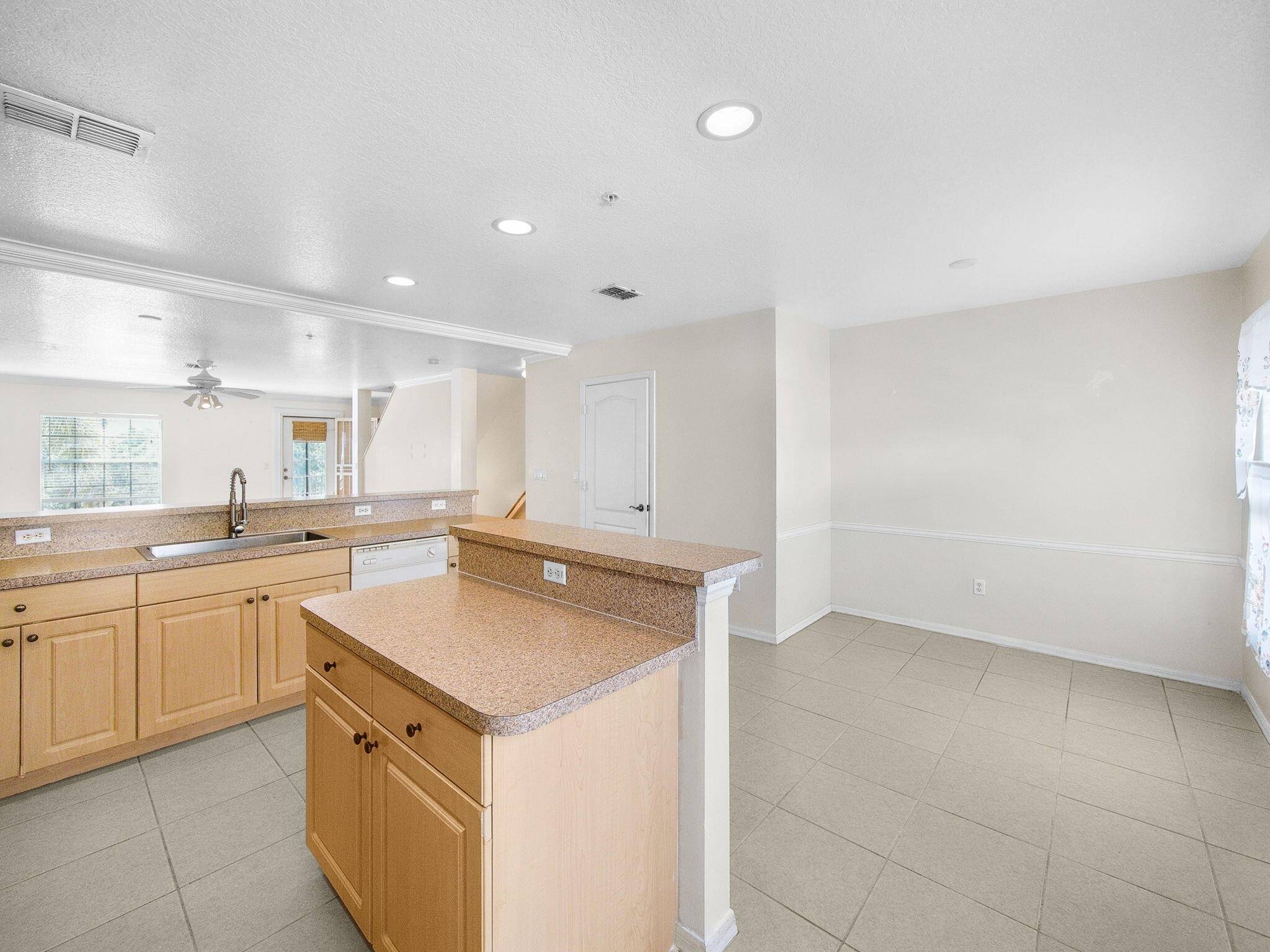 Port Saint Lucie, FL 34952,1898 SE Interlachen DR