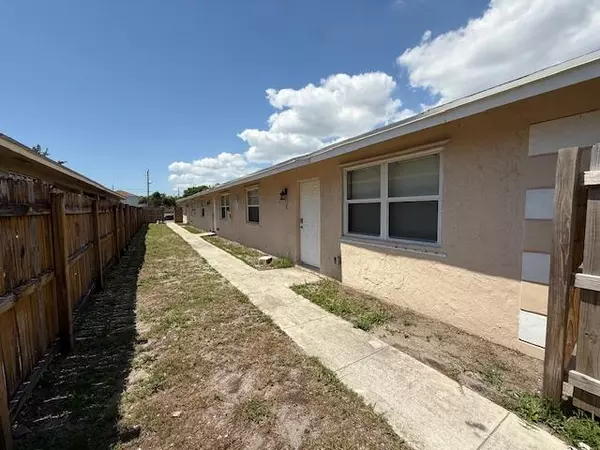 905 9th ST C, West Palm Beach, FL 33401