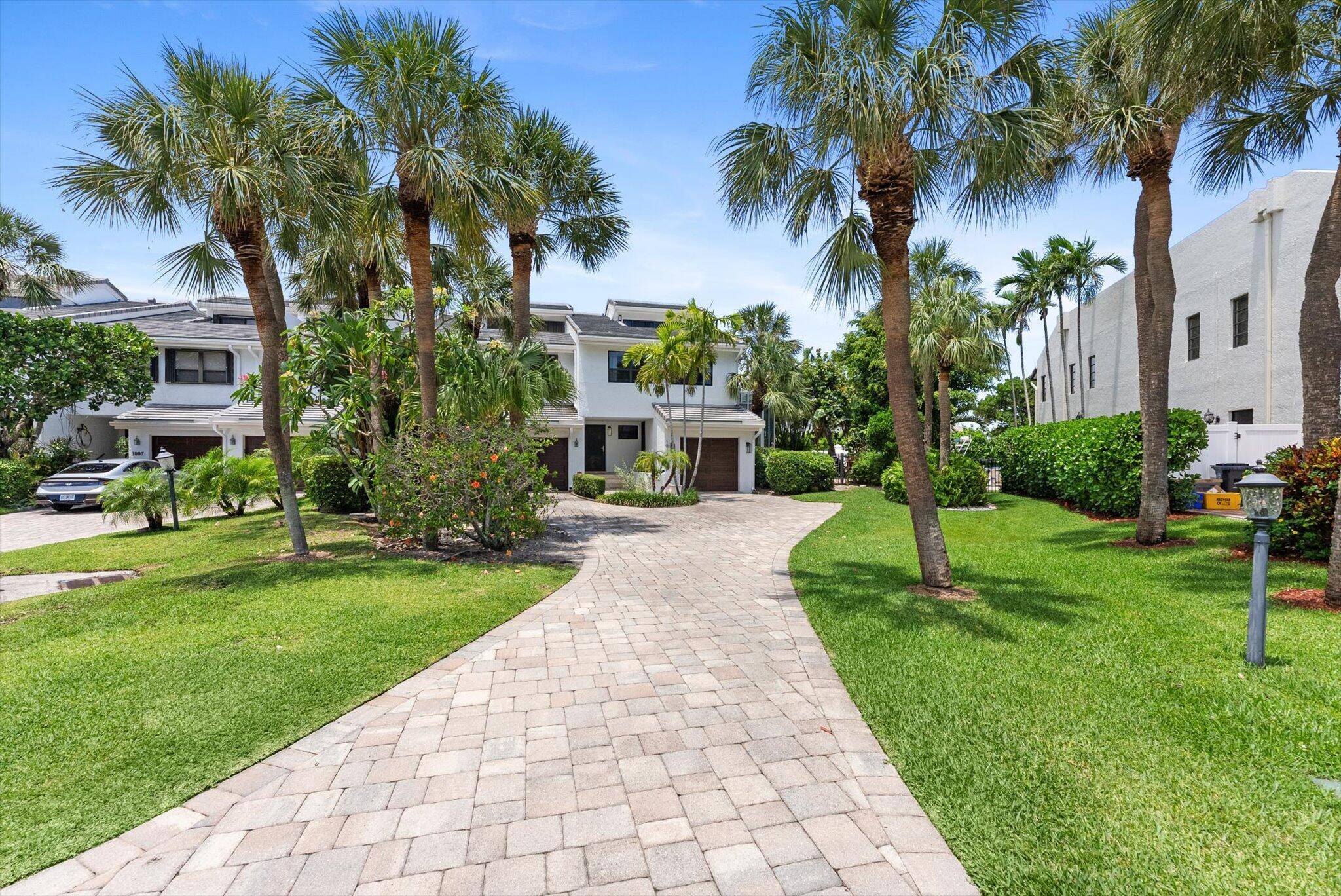 Highland Beach, FL 33487,1013 Bel Air DR 1