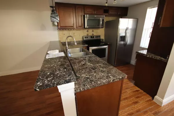 Margate, FL 33063,1025 Country Club DR 108