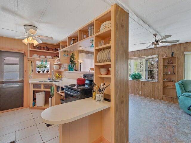 2 Galicia LN, Port Saint Lucie, FL 34952