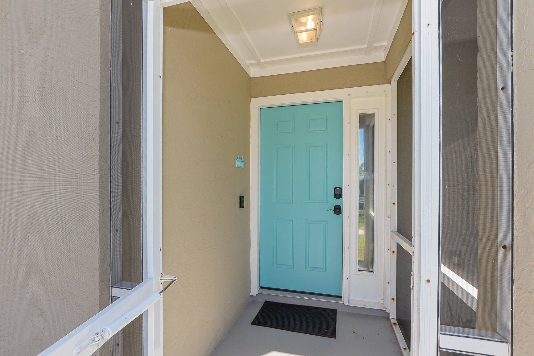 Jensen Beach, FL 34957,648 NE Maranta Terrado