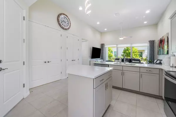 Westlake, FL 33470,5160 Willow Creek DR