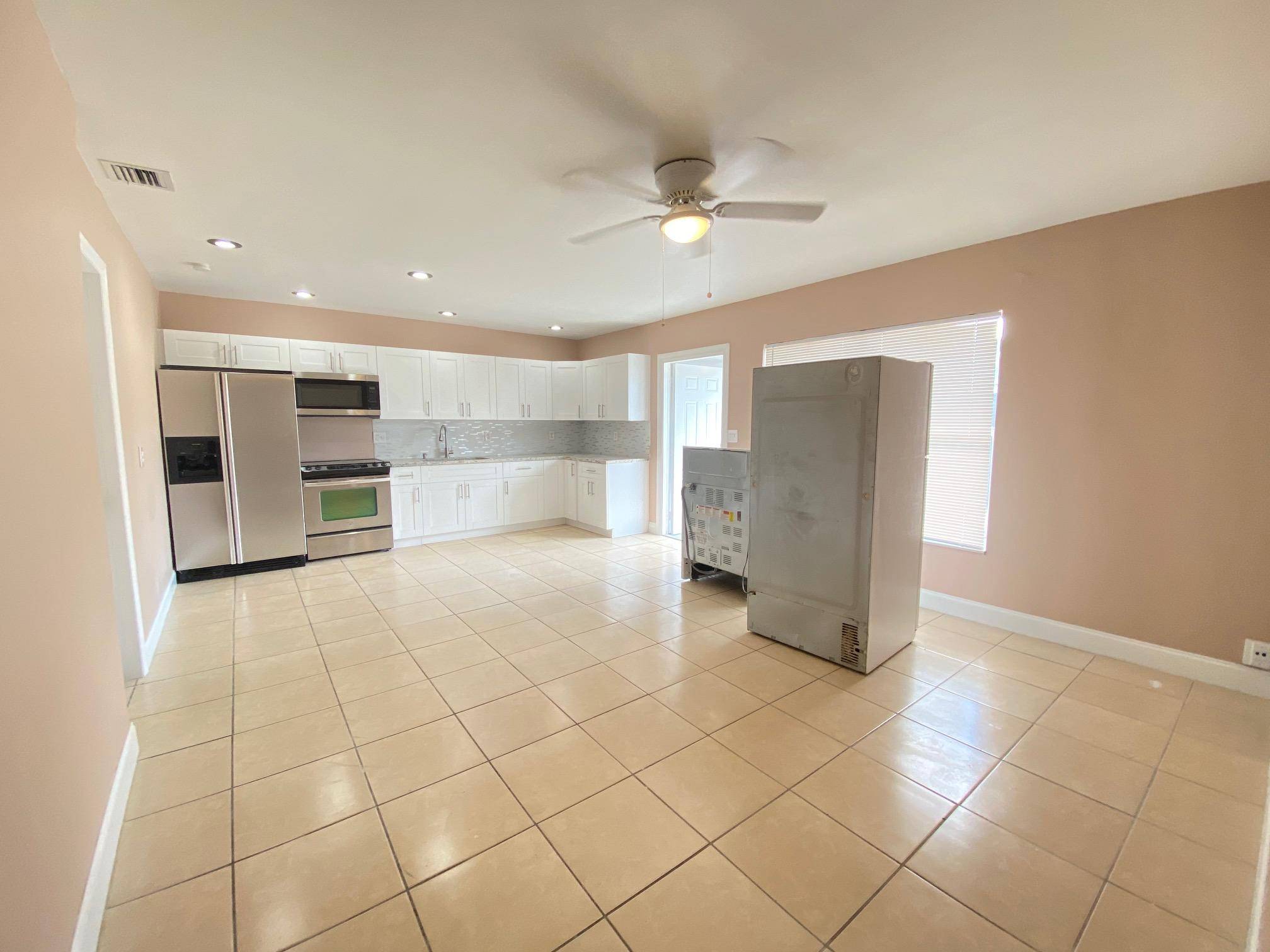 Deerfield Beach, FL 33441,16 NE 9 AVE