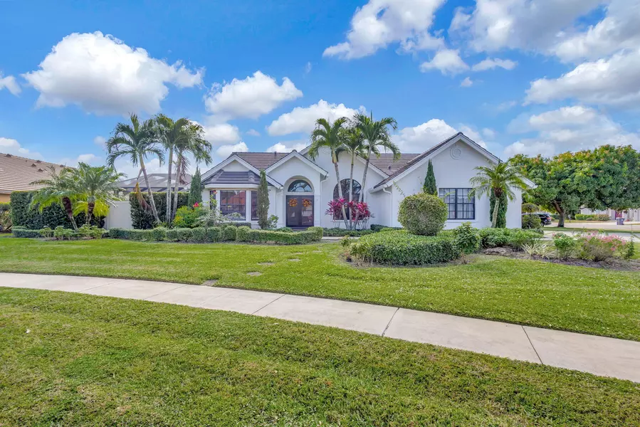 2470 Sandstone CT, Wellington, FL 33414