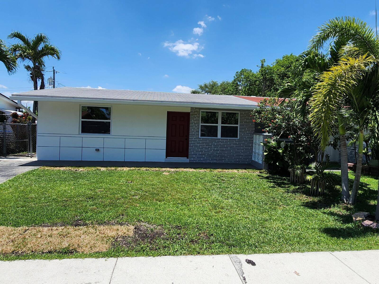 1929 SW 67 AVE, North Lauderdale, FL 33068