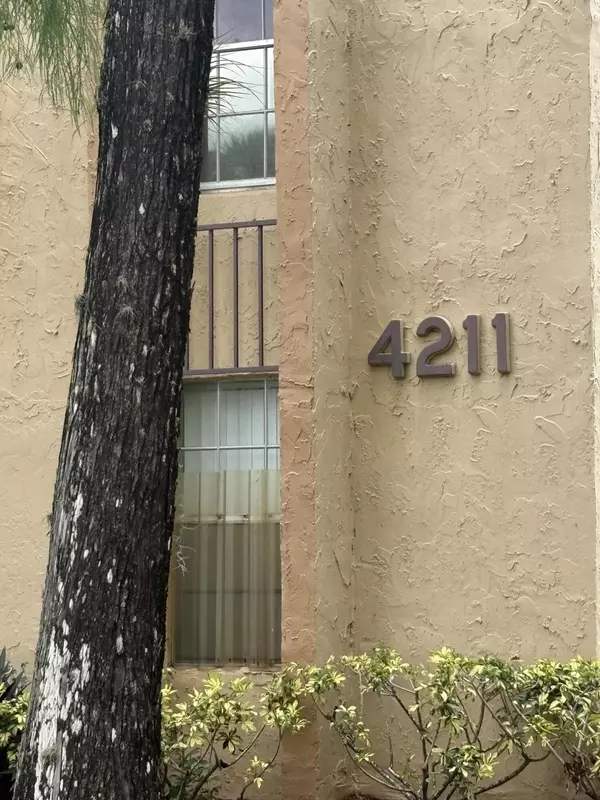Lauderhill, FL 33313,4211 NW 19th ST 176