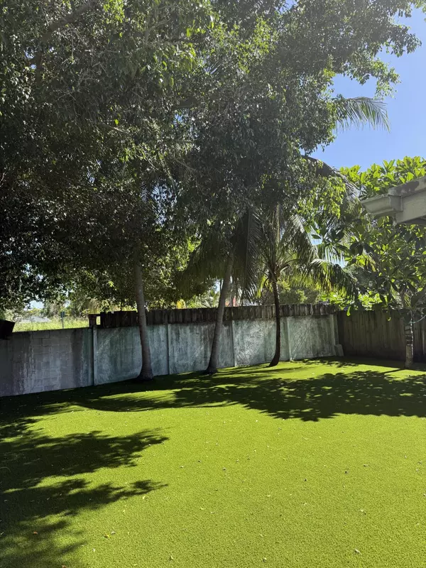 Delray Beach, FL 33445,4565 NW 3rd DR