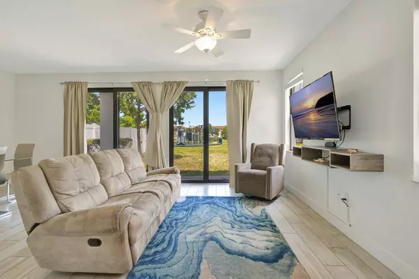 Riviera Beach, FL 33410,4006 W Sequoia PL
