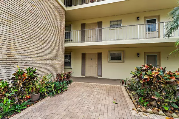 Palm Beach Gardens, FL 33418,5570 Tamberlane CIR 131