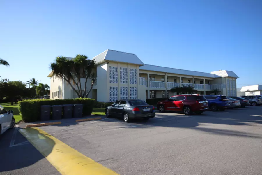 9842 Marina BLVD 711, Boca Raton, FL 33428