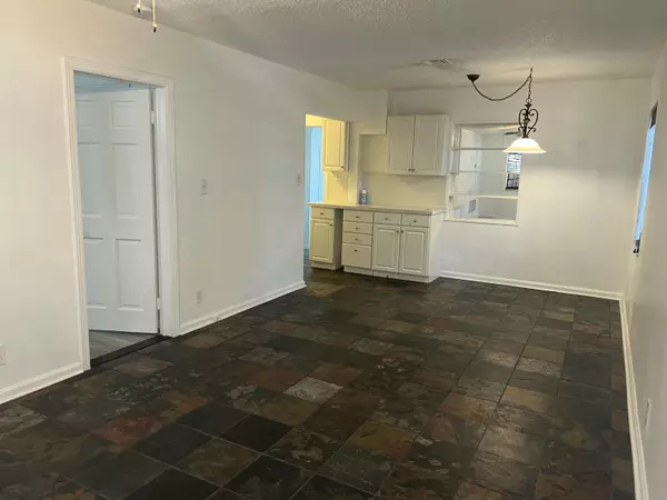 Lantana, FL 33462,132 E Central BLVD