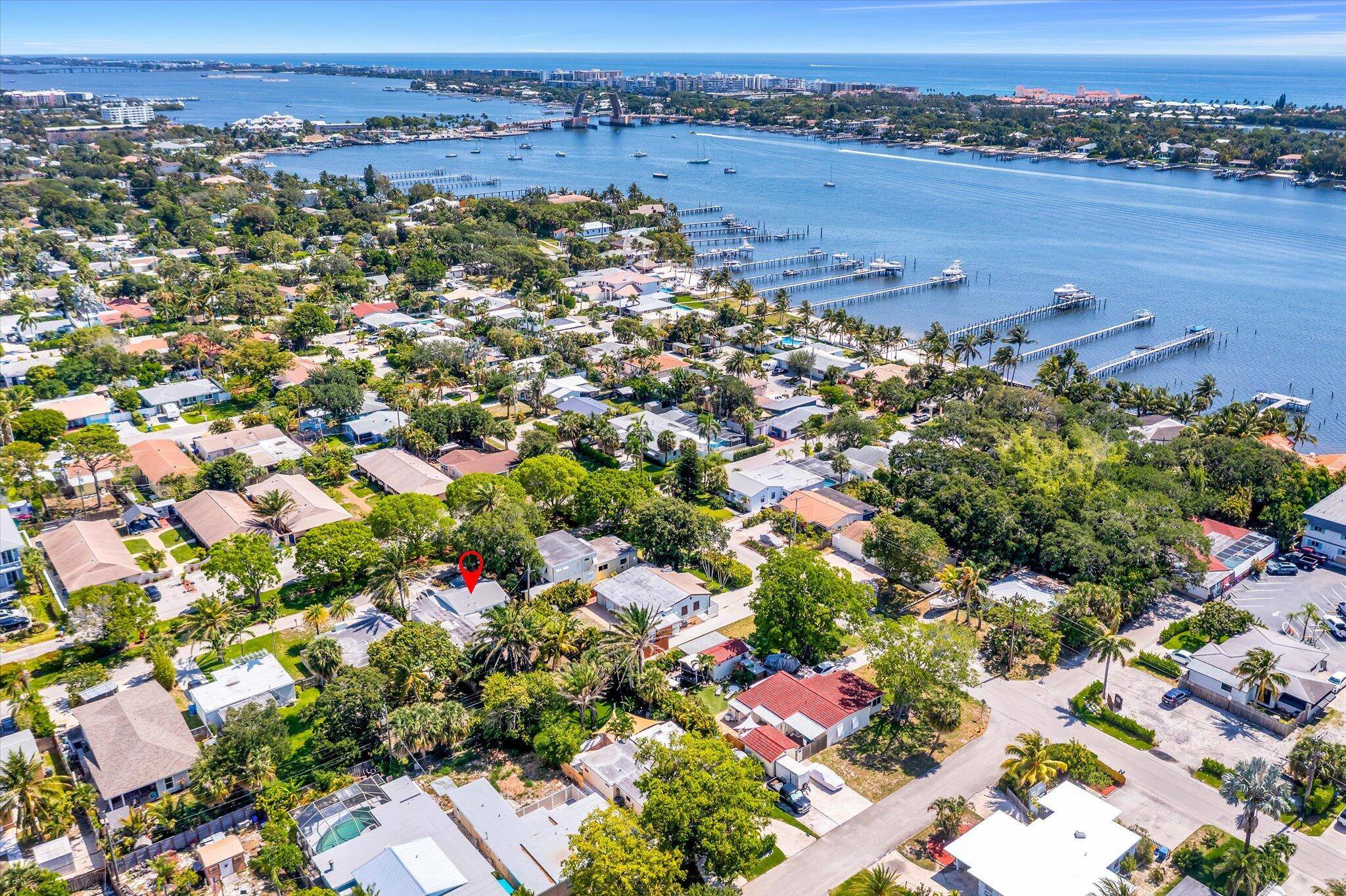132 E Central BLVD, Lantana, FL 33462