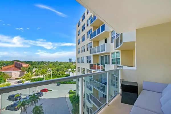 West Palm Beach, FL 33407,2800 N Flagler DR 614