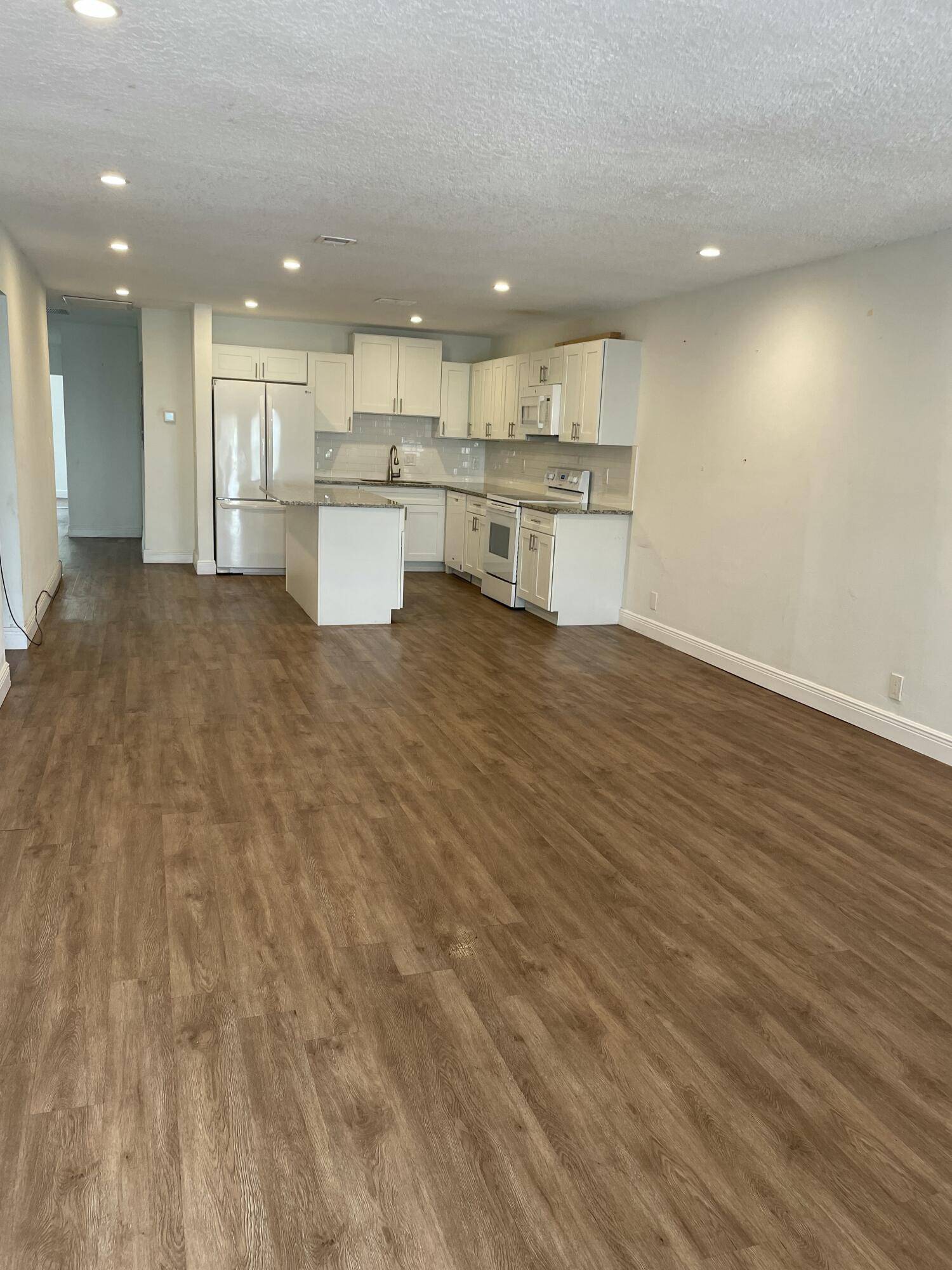 Boynton Beach, FL 33435,809 SE 4th ST A