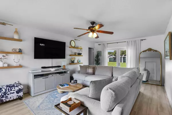 Sunrise, FL 33323,4221 NW 118th AVE