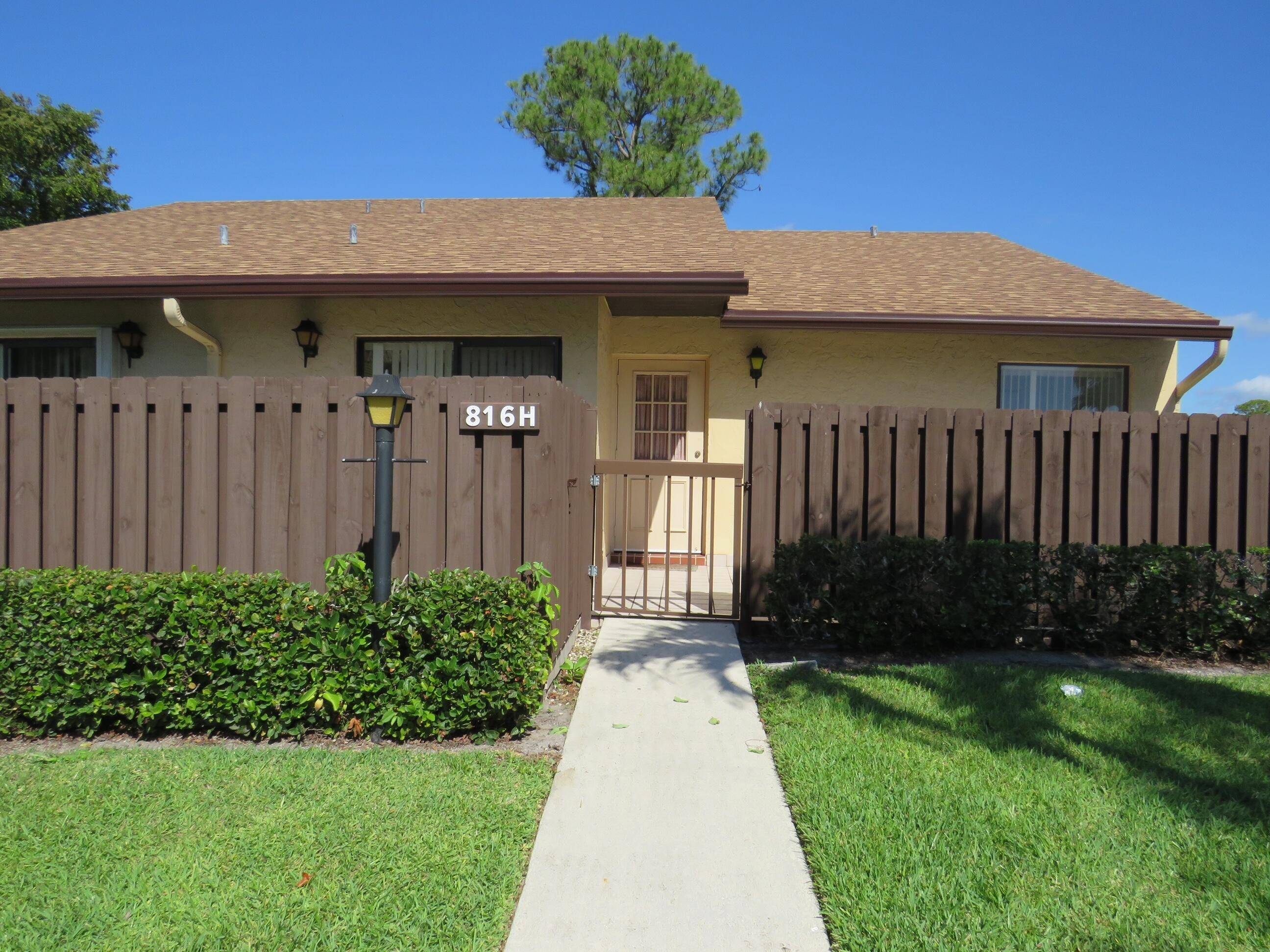 816 Sky Pine Way H, Greenacres, FL 33415