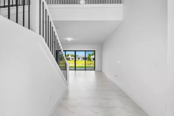 Boca Raton, FL 33434,20415 Southernwood AVE