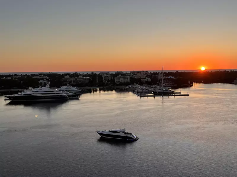 1200 S Flagler DR 1402, West Palm Beach, FL 33401