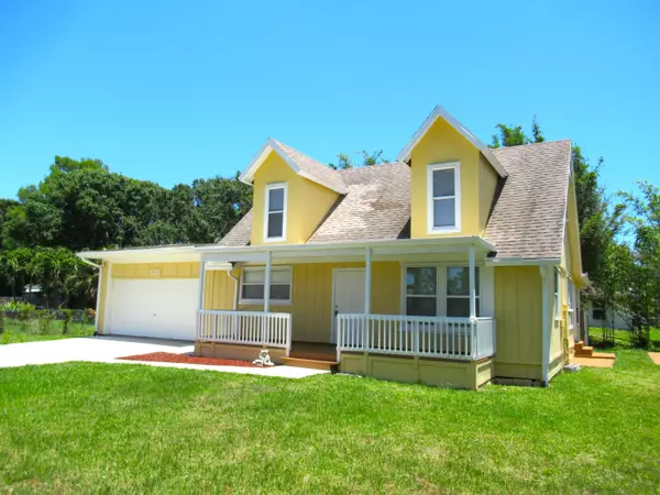 Fort Pierce, FL 34982,5310 Palm DR