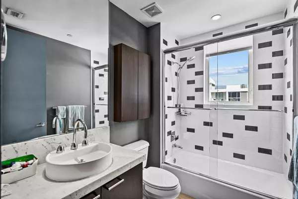 Delray Beach, FL 33444,111 SE 2nd ST 401