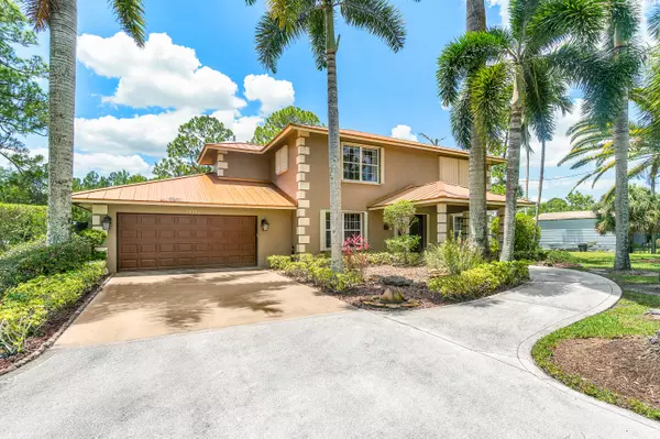 Loxahatchee, FL 33470,14192 N 82nd ST