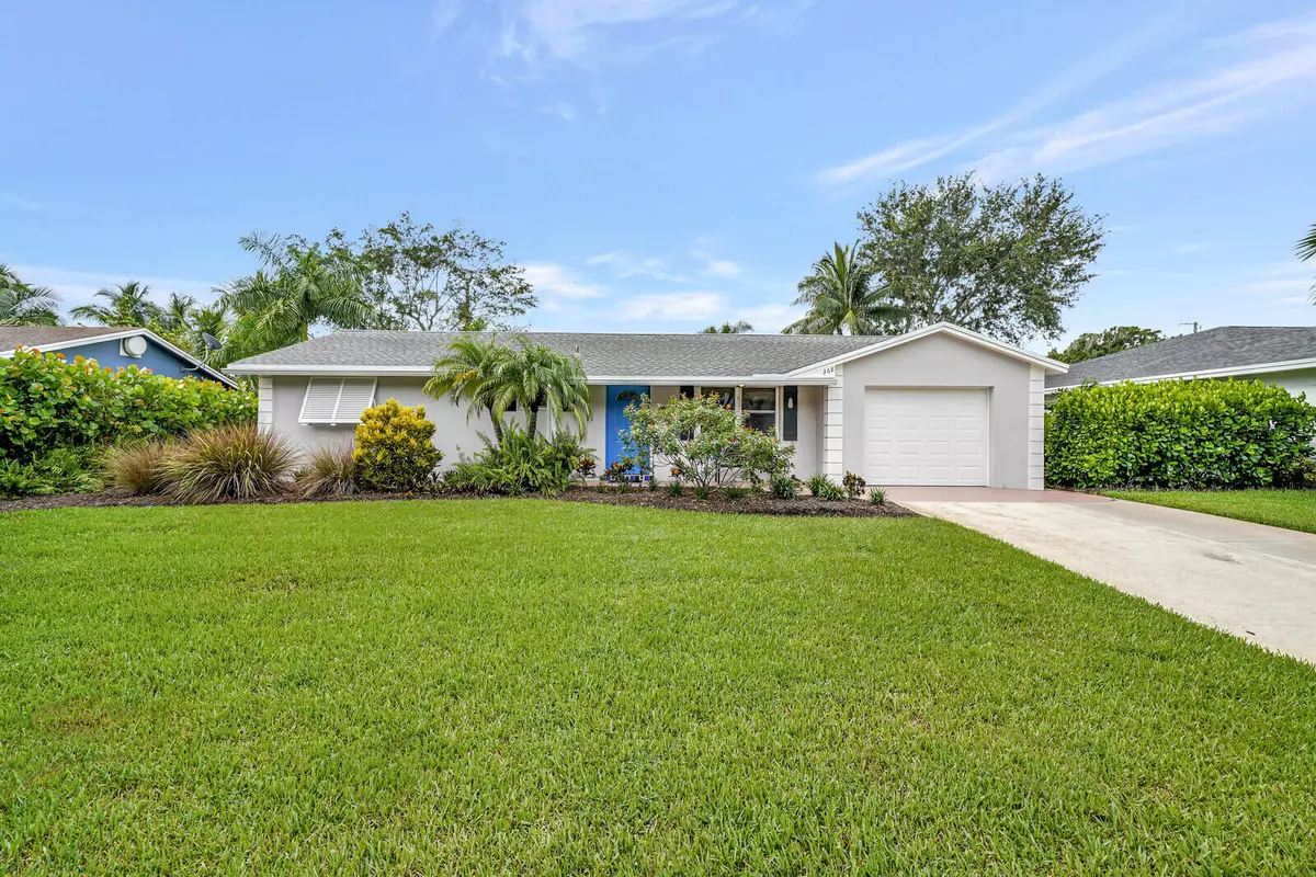 Tequesta, FL 33469,368 Beacon ST