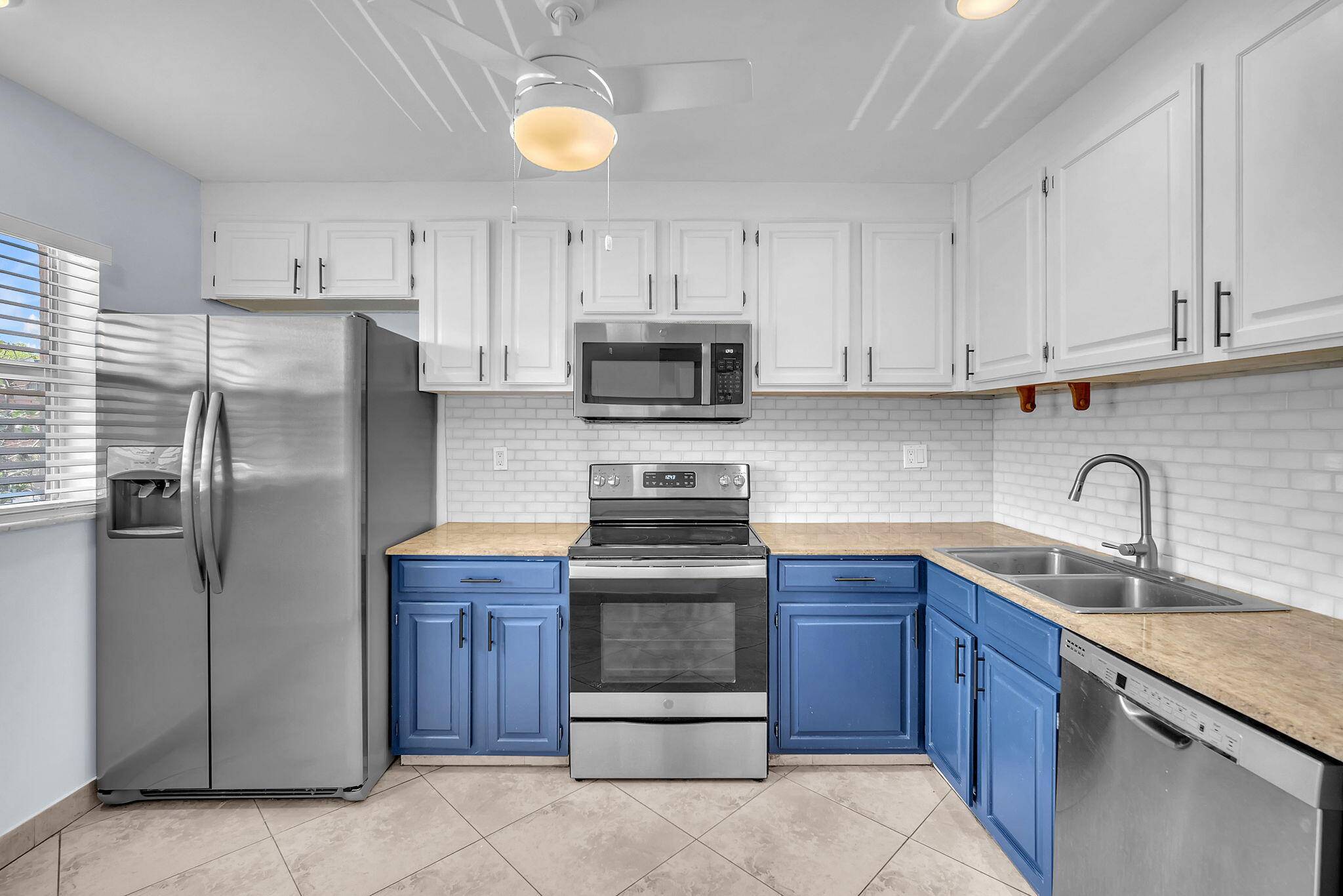 8826 W Mcnab RD 201, Tamarac, FL 33321